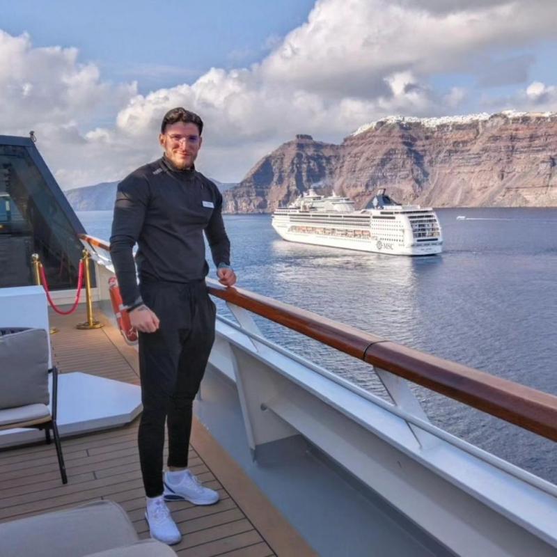 “I just want to say thank you to all the people who accompanied me on thi adventure and above all to special people who marked the trip. Finita la Musica piu Bella. It is an honor for me to be part of this company” @maxbraganza